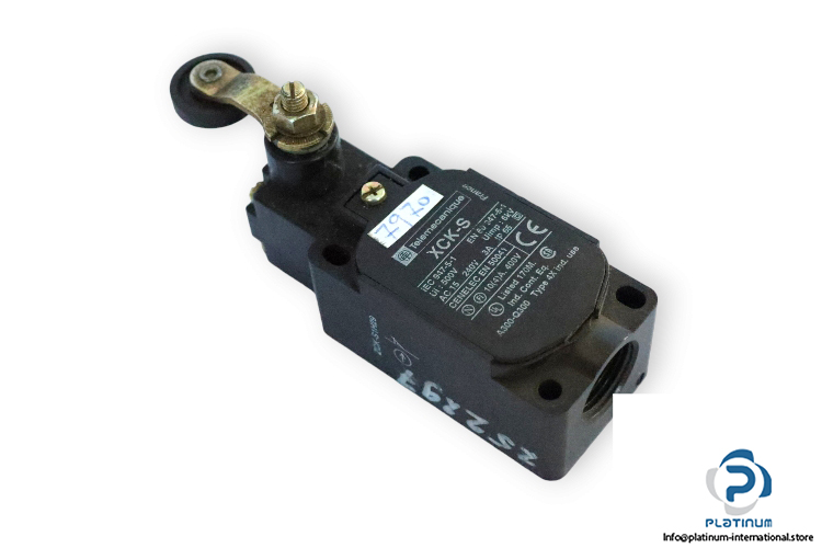 telemecanique-ZCK-S1H29-limit-switch-(used)