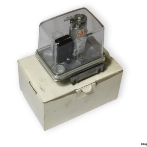 Condor MDR-F16HG Pressure Switch
