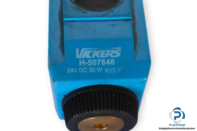 vickers-DG4V-3-2N-VM-U-H7-60-directional-control-valve-used-2