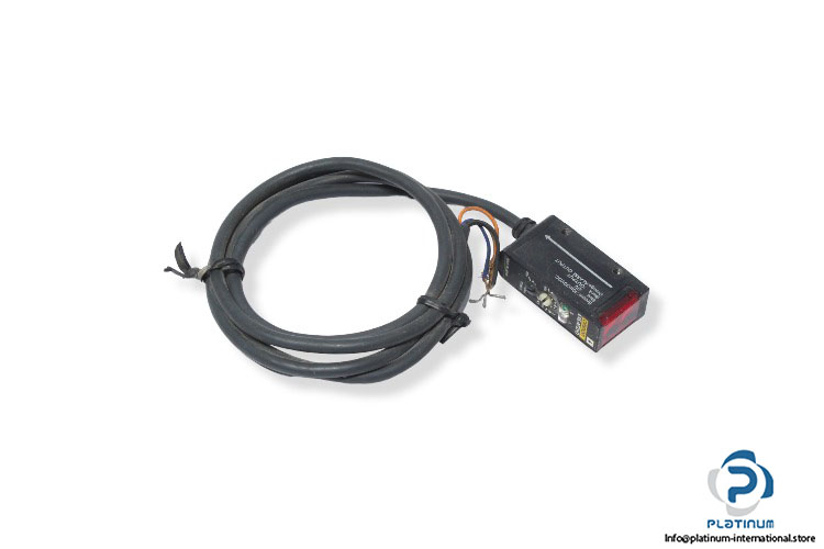 omron-E3S-AT21-D-through-beam photoelectric-sensor-receiver