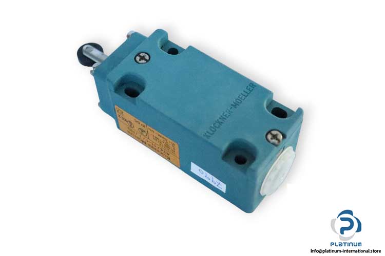 moeller-AT411-1IRS-roller-plunger-position-switch-(used)