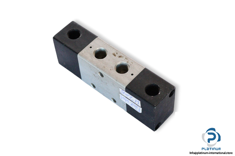 Cpa-321-CC-pneumatic-valve-(used)