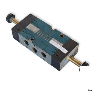 Rexroth-577-777...0-double-solenoid-valve-(used)