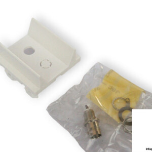 legrand-76221-female-connector-(New)