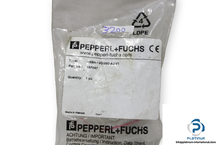 pepperl-fuchs-NBB4-12GM50-A2-V1-inductive-sensor-(new)-3