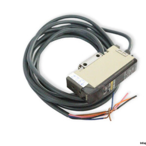 omron-E3X-A21-fiber-optic-photoelectric-sensor-new