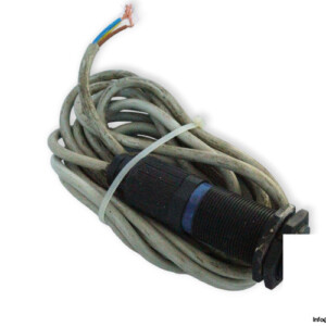 telemecanique-XS4P30PA370B-inductive-proximity-sensor-(Used)