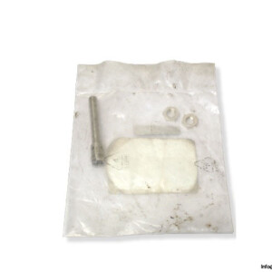 omron-E2A-S08LS02-M1-C2-inductive-proximity-sensor