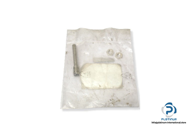 omron-E2A-S08LS02-M1-C2-inductive-proximity-sensor