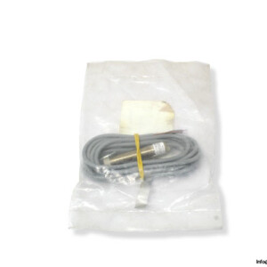 omron-OE-X4ME1-E2-proximity-sensor
