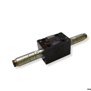 Parker D1VW002CNJW91 Solenoid Operated Directional Valve Without Coils