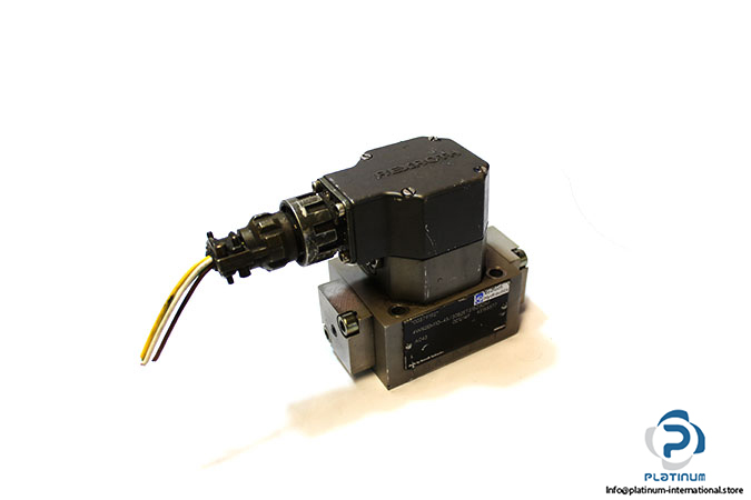 rexroth-r900379192-servo-directional-valve
