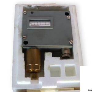 Trafag 900.2377.903 Pressure Switch