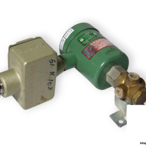 asco-8320A173-solenoid-valve-(new)-(carton)