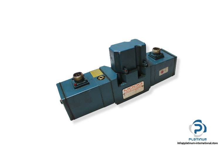 moog-d651-402c-servo-proportional-control-valve