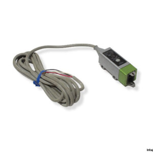 omron-E3S-XE2-photoelectric-sensor