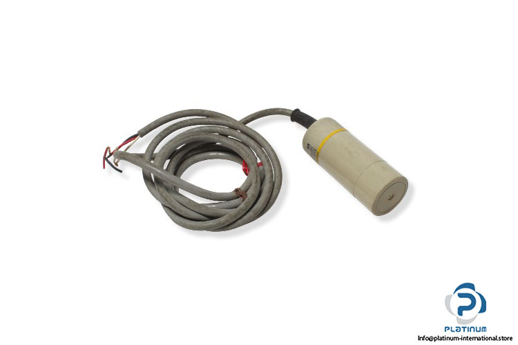 omron-E2K-C25ME2-long-distance-capacitive-sensor