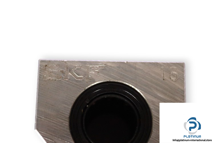 skf-LUHR-16-2LS-linear-ball-bearing-unit-(new)