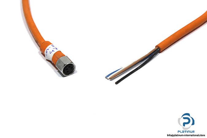 cn-475-ifm-evt136-adogf040vas0010e04-connecting-cable-with-socket
