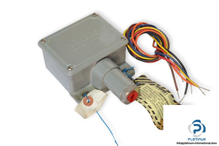 sor-6NN-EE6-M4-C1A-TT-pressure-switch-(new)