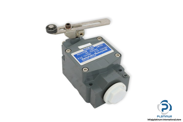 yamatake-honeywell-VCL-5103-H-micro-limit-switch-(Used)