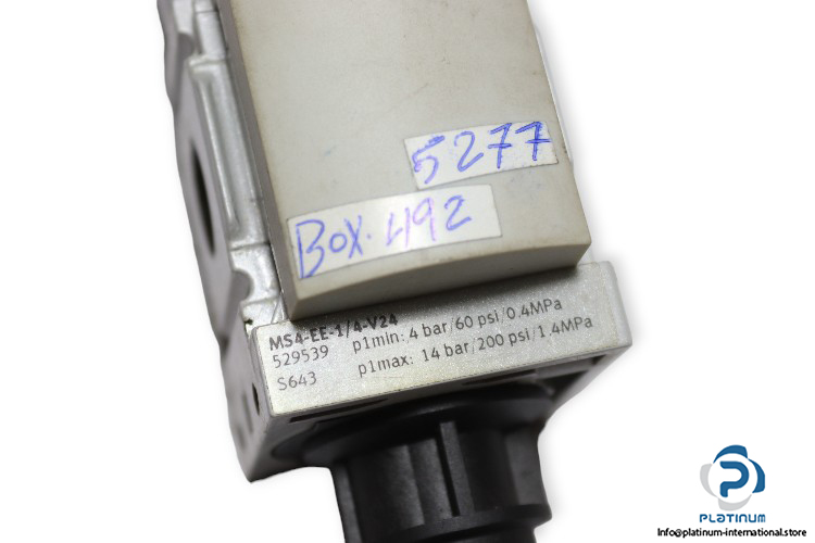 festo-529539-on_off-valve-used-3