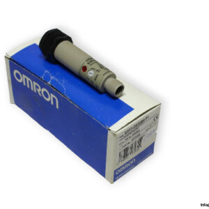 omron-E3F2-DS30B4-P1-photoelectric-sensor-(new)