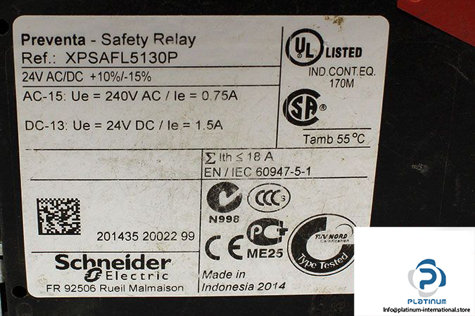 schneider-xpsaf5130p-safety-relay-2