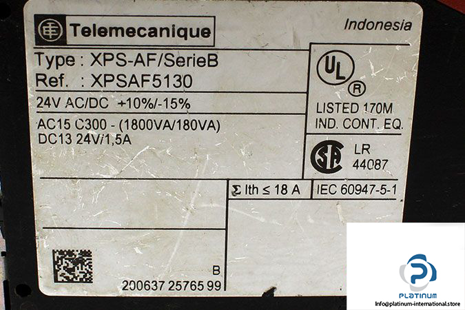 schneider-xpsaf5130-safety-relay-2