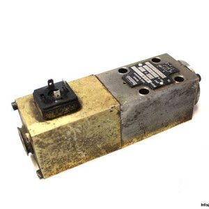 hauhinco-SCH6244300-directional-control-valve