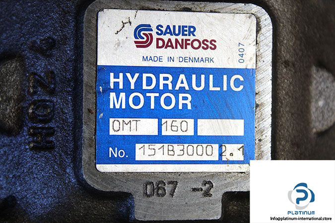 danfoss-omt-160-151b3000-2-1-hydraulic-motor-3