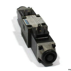 Mannesmann Rexroth 4WE 6 J53/AG24NK4 Solenoid Operated Directional Valve GU35-4-A 114