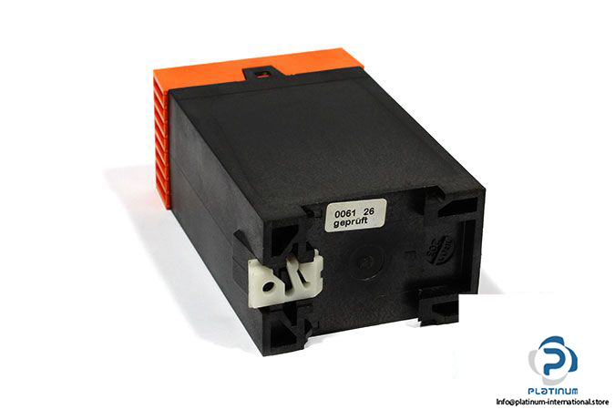 dold-bd5987-02_301-emergency-stop-module-2