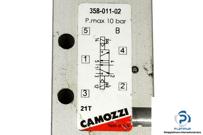 camozzi-358-011-02-double-solenoid-valve-with-coil-2