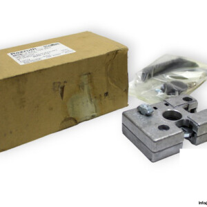 rexroth-3-842-525-821-locks-for-swinging-or-sliding-door