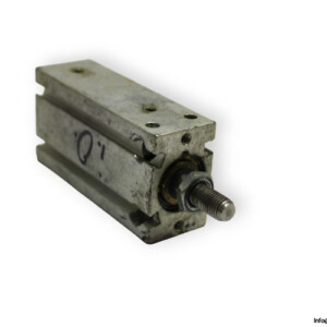 festo-158539-compact-cylinder-1