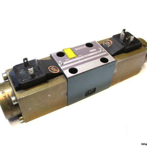 Bosch 0 811 404 117 Proportional Directional Control Valve
