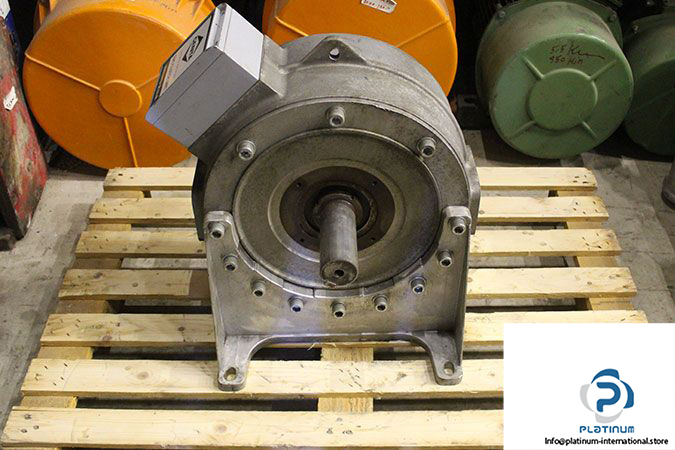 centa-NVU-080-200-electromagnetic-clutch