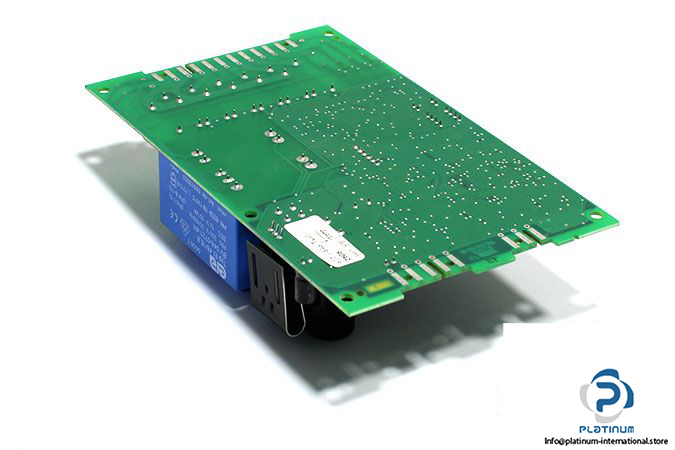 stiebel-eltron-169908-circuit-board-1