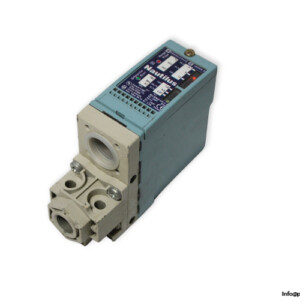 Telemecanique XML B010A2S11 Electromechanical Pressure Sensor