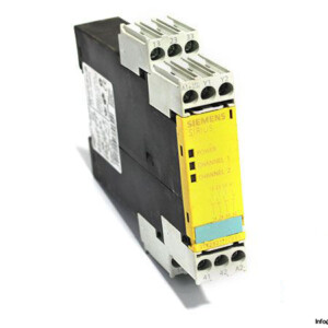Siemens 3TK2821-1CB30 Sirius Safety Relay With Relay Enabling Circuit