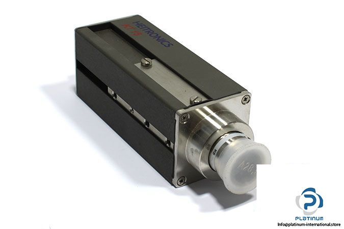 heitronics-KT15.82-IIP-infrared-radiation-thermometer