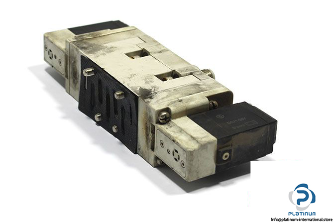 smc-evs7-8-fg-d-3zrm0-x51-0-double-solenoid-valve-2