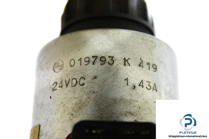 krauss-maffel-r900559087-directional-control-valve-with-coil-019793-k-2