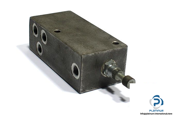 rexroth-0-820-215-003-pneumatic-delay-valve