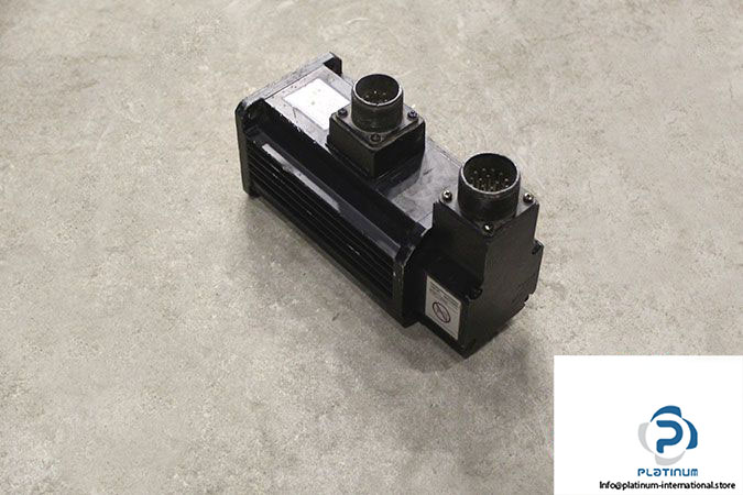 yaskawa-usarem-03cfj51-ac-servo-motor-1