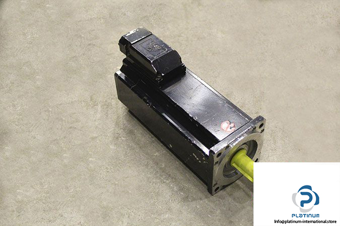 schneider-SM-100_40_050_P1_45_S1_B0-synchronous-servomotor