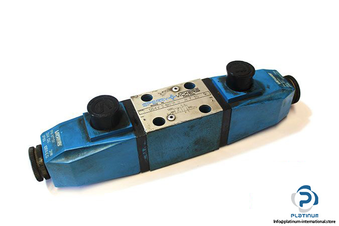 vickers-dg4v-3-6n-m-u-h-7-30-solenoid-operated-directional-valve