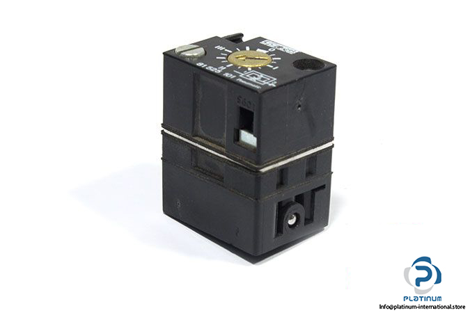 crouzet-81-525-101-pneumatic-valve