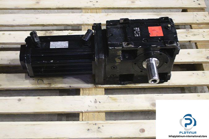 lenze-MCA-14L41-RS0B0-Z0E0-ST5S00N-R0SU-asynchronous-servomotor